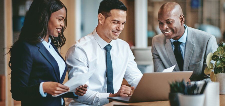 Read more about the article Knights Leads UK Legal Sector with Strong Growth and Expansion in 2025